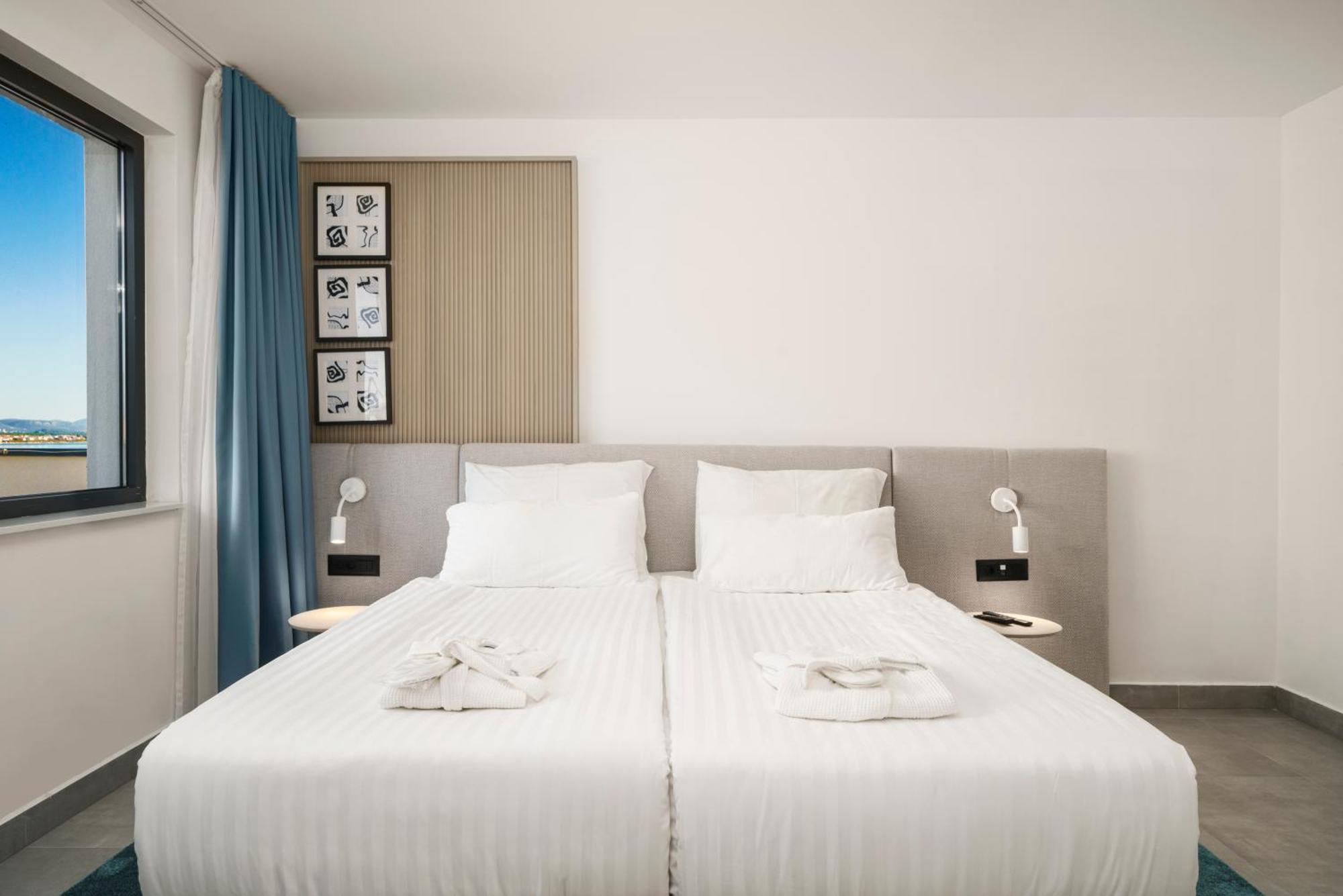 Seesea Hotel Водице Экстерьер фото