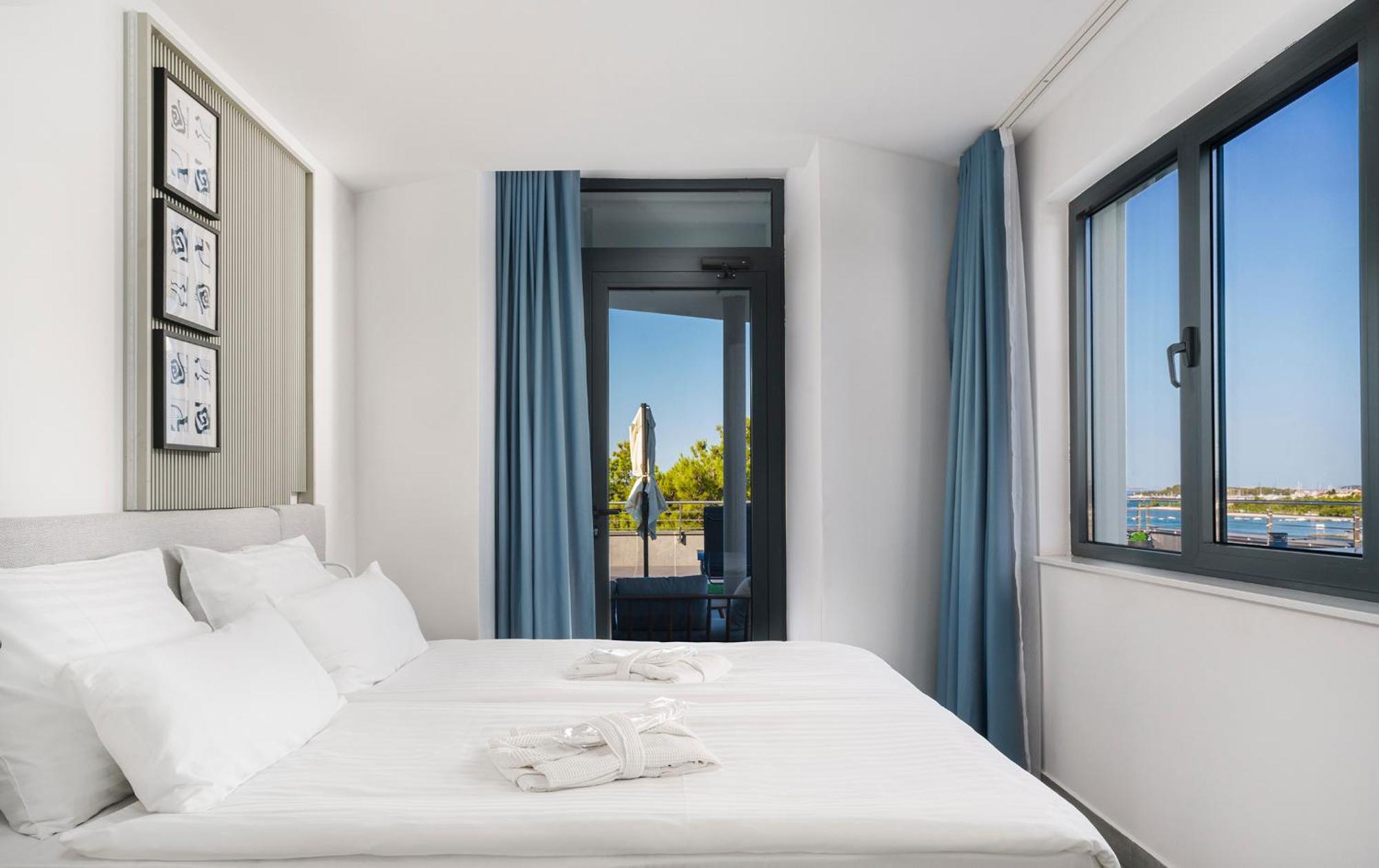 Seesea Hotel Водице Экстерьер фото