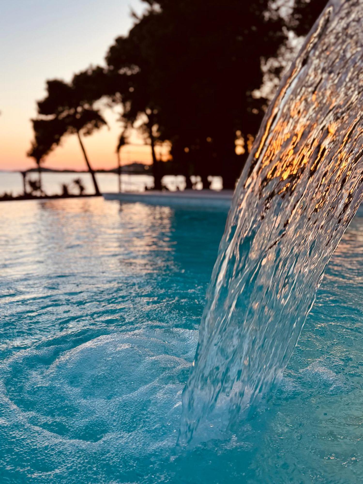 Seesea Hotel Водице Экстерьер фото